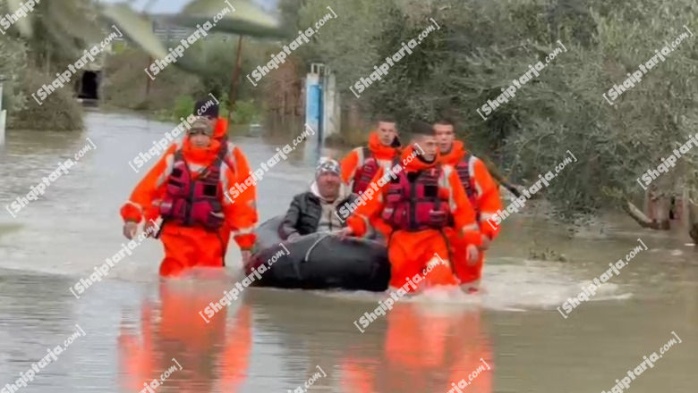 “Nuk del dot nga shtëpia”, evakuohet banori në Vlorë