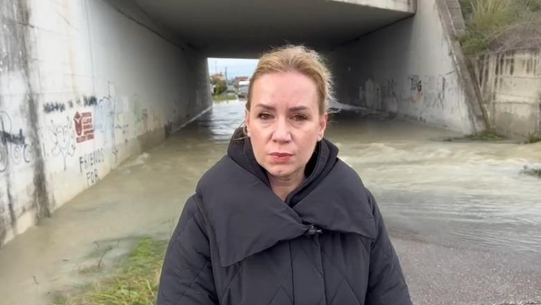 Moti i keq në Vlorë, Prefektja Evis Allushi: Niveli i ujit në rënie, 13 familje të evakuuara në Novoselë