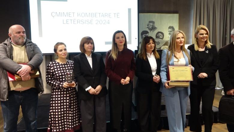 Mbahet ceremonia e shpalljes së Çmimeve Kombëtare të Letërsisë, kush janë fituesit