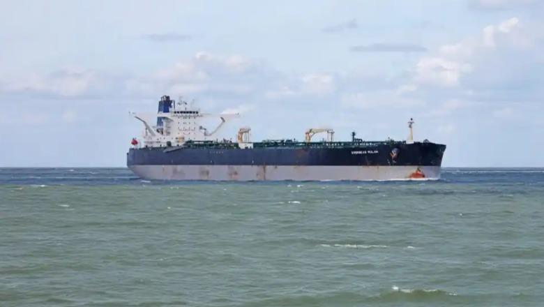 Venezuelë, Roja bregdetare amerikane bllokon një tjetër anije naftëmbajtëse