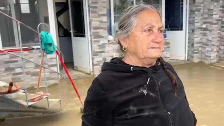 Përmbytet fshati Ferras në Fier, banorët për Report TV: Është shkatërruar çdo gjë, dëmet janë të konsiderueshme (VIDEO)