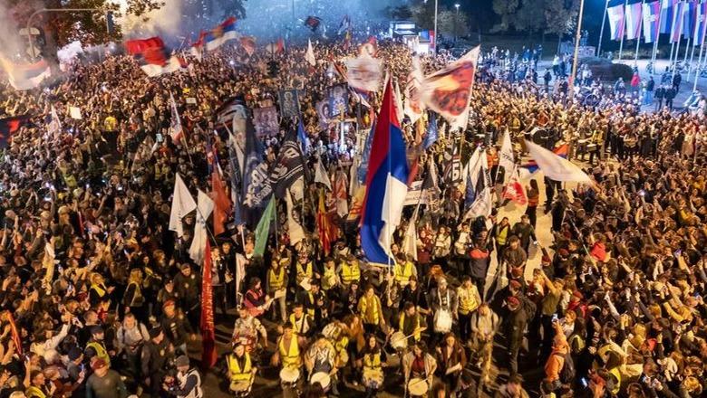 Bie ndjeshëm mbështetja e serbëve për anëtarësimin në BE! Kush është përgjegjës për krizën e besimit?