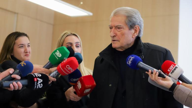 PD mbledh Kryesinë, protestë pas dy javësh! Berisha: Nuk marrim pushtet me dhunë