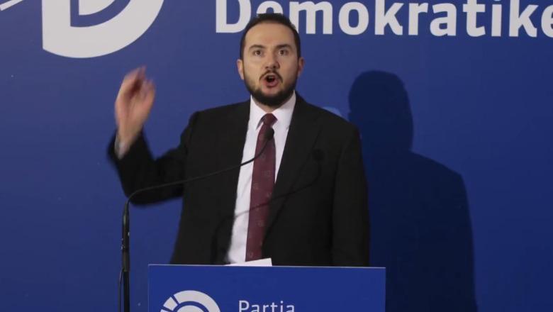 Salianji thumbon Berishën: PD mbledh sot 3 herë më pak njerëz para Kryeministrisë se shoqata e gjuetarëve të Korçës