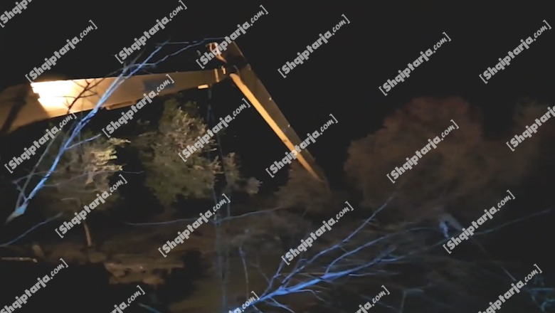 Vlorë/ Nis përforcimi i argjinaturës për të parandaluar përmbytjet në fshatin Fitore (VIDEO)