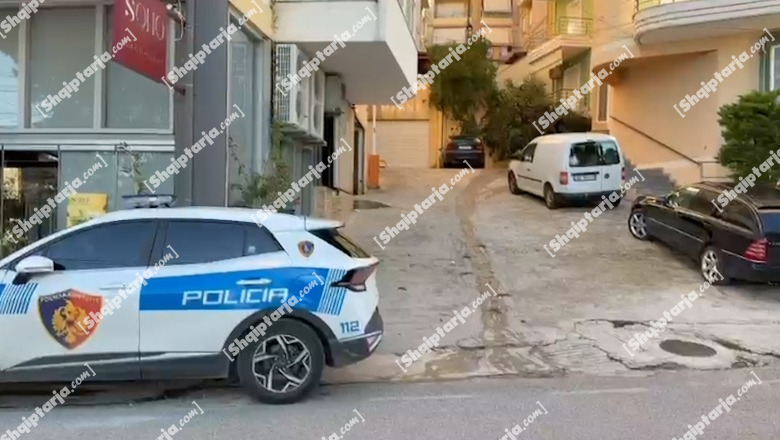 Sarandë/ Zbulohet 'shtëpia e barit' me 250 rrënjë kanabis, arrestohet një person nga Tirana që kujdesej për bimët narkotike (VIDEO)