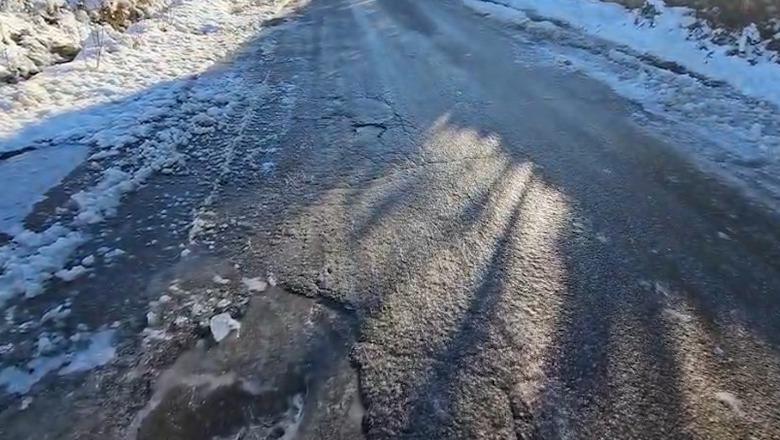 Ulja e ndjeshme e temperaturave shkakton ngrica në segmentet rrugore të qarkut të Dibrës! Autoritetet apel drejtuesve të ecin me kujdes