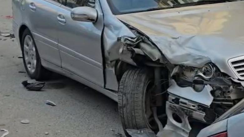 Aksident i shumëfishtë në Vlorë! Përplasen 6 automjete, nuk ka të lënduar