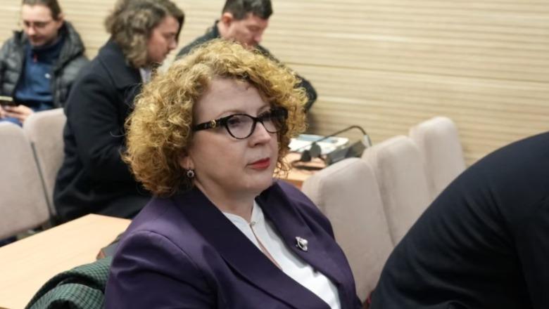 Skandali i rezervave shtetërore në Kosovë, Ministrja Rozeta Hajdari del para Gjykatës!