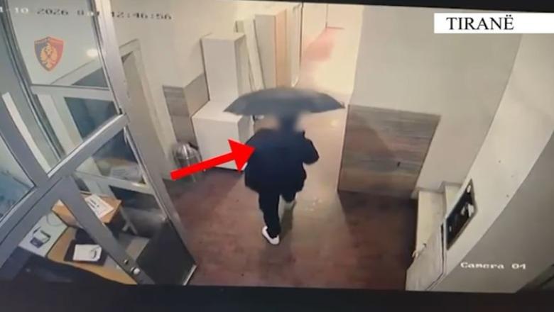 Tiranë/ Fotografonin bravat e dyerve dhe përgatiteshin për vjedhje, arrestohen 3 persona! Grabitën 3 banesa në janar