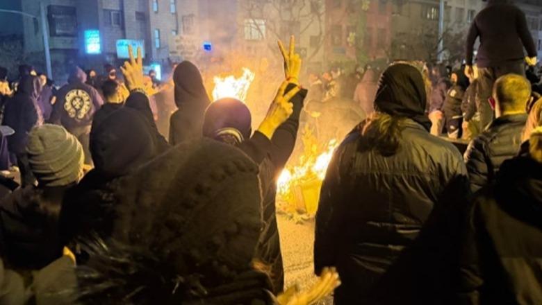 Çfarë veprimesh mund të marrë SHBA në Iran? Nga mini-bastisjet te sulmet kibernetike (dhe mundësia e shënjestrimit të Khameneit), planet e Pentagonit