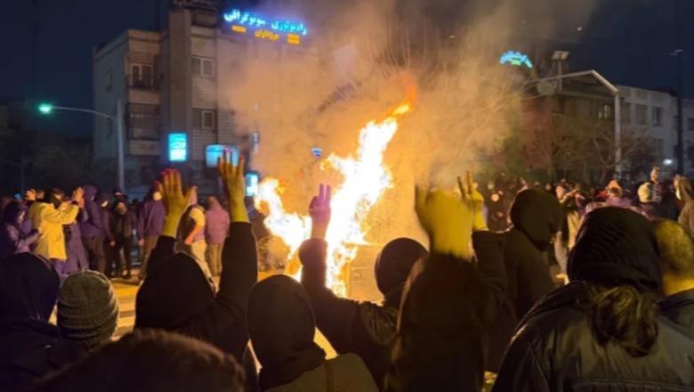 SHBA-të vendosin sanksione ndaj pesë zyrtarëve iranianë, i quan ‘arkitektët’ e shtypjes së protestuesve