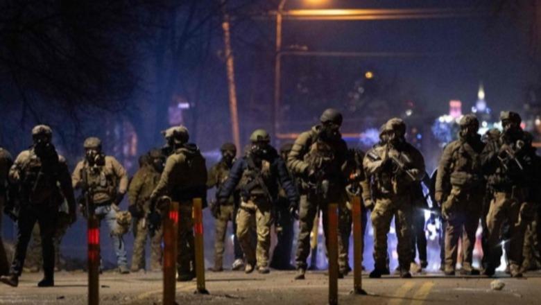 Beteja për Minneapolisin! 3000 agjentë të ICE zbarkojnë në qytet, Trump kërcënon të mobilizojë ushtrinë kundër kryengritjes qytetare!