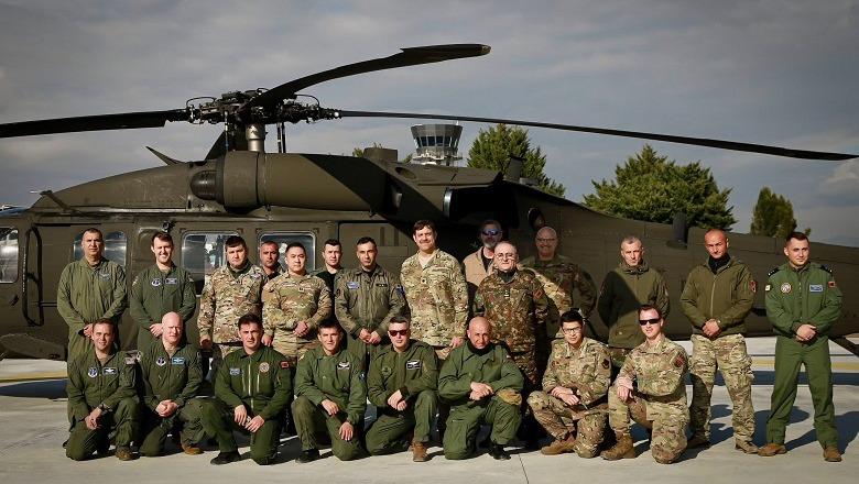 SHBA e Shqipëria zhvillojnë stërvitje ajrore të përbashkët: Po ndërtojmë një NATO më të gatshme për luftime