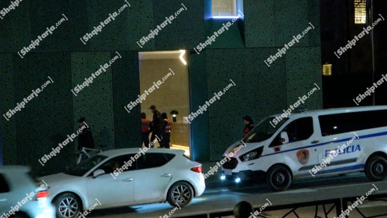 Hetimet me autoritetet italiane për Call Center-at/ SPAK dhe BKH kryejnë kontrolle në kullën që ndodhet ngjitur me Gjykatën e Lartë në Tiranë (VIDEO)