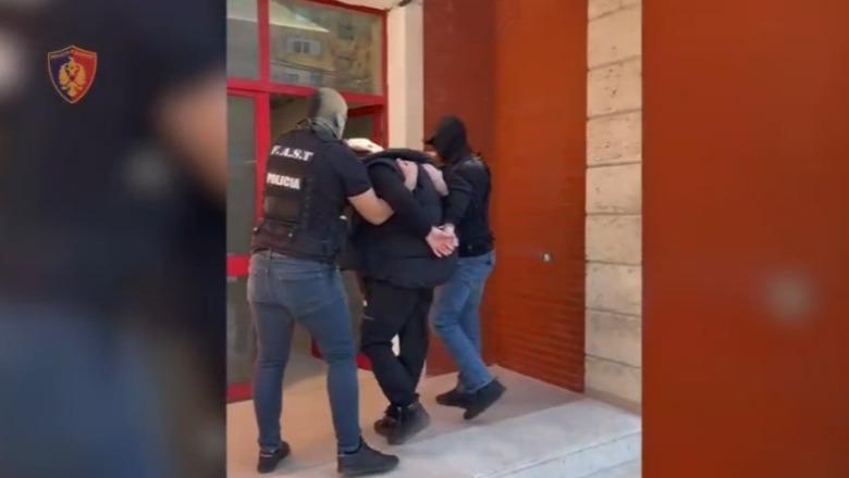 Të shpallur në kërkim ndërkombëtar nga Kosova, arrestohen dy persona në Tiranë! Akuzohen për trafikim qeniesh njerëzore, nis puna për ekstradimin