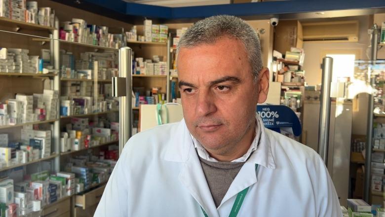 ‘1600 medikamente të skaduara u gjetën në Fier’, Urdhri i Farmacistëve kundër policisë: 42-vjeçari nuk i ka tregtuar tek ne, barnat i kemi me pullë sigurie
