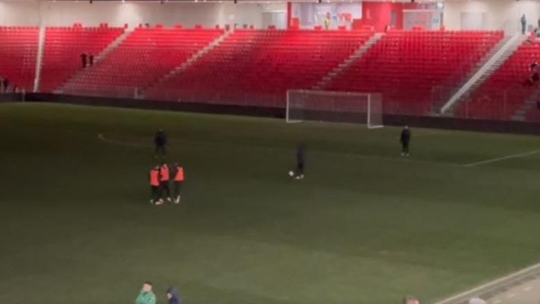 Një pjesë e Tiranës pa energji elektrike, ndërpritet Dinamo-Vllaznia! Ende në pritje për të nisur pjesa e dytë e ndeshjes