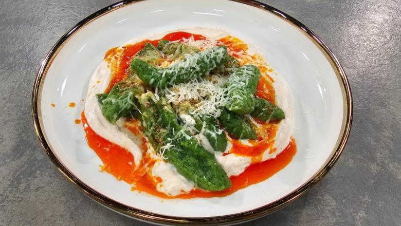 Brumçe jeshile me spinaq në kos me hudhër nga zonja Albana