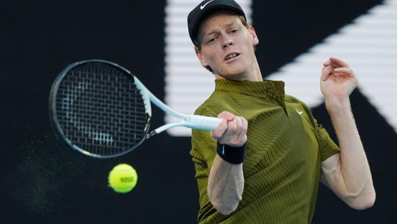 Australian Open/ Djokovic dhe Medvedev kalojnë raundin pa probleme, Sinner përfiton nga dëmtimi i rivalit! Auger-Aliassime tërhiqet