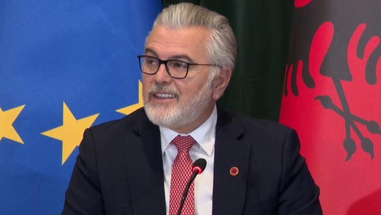 Ligji për median audiovizive, ministri Toni Gogu: Do dekriminalizohet shpifja për gazetarët! Misionarët e demokracisë do të jenë të çliruar nga kjo barrë