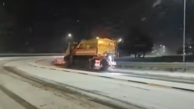 Dëborë në veri e juglindje të vendit, Autoriteti Rrugor: Akset janë të hapura, qarkullimi vijon normalisht