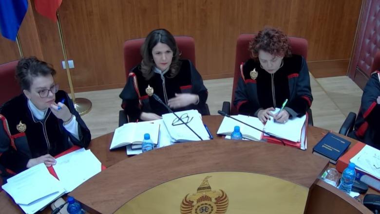 LIVE TV- Nis seanca në Kushtetuese për rastin 'Balluku'! GJKKO nuk dërgon përfaqësues: Pjesëmarrja jonë, do cenonte parimin e ndarjes së pushteteve