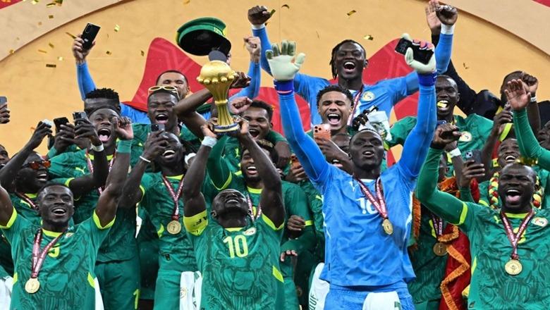 Trofeu i dytë në histori, futbollistët e Senegalit shpërblehen me mijëra euro dhe tokë në bregdet