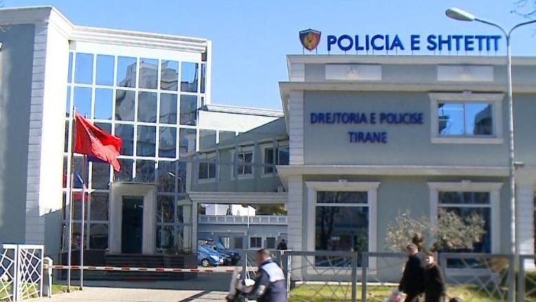 Goditet në hyrje të Komisariatit oficerja e Policisë, arrestohen 2 vajza në Tiranë