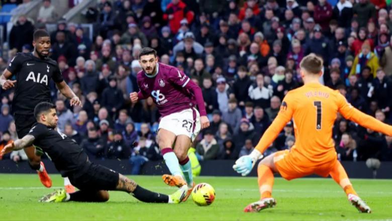 Gaboi një rast të artë, Broja titullar në barazimin e Burnley-t! Como shpartallon 6-0 Torinon, dëmtohet Ismajli (VIDEO)