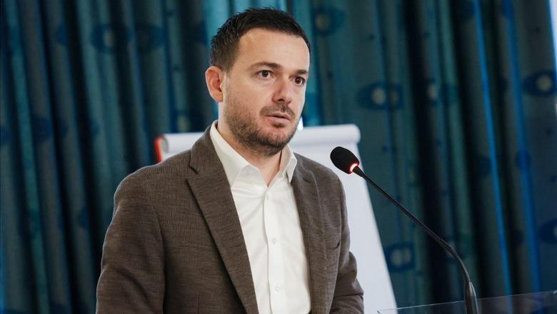 Ministri Salla takim me fermerët në Vlorë: Mbështetje për bujqësinë në Skemën Kombëtare 2026