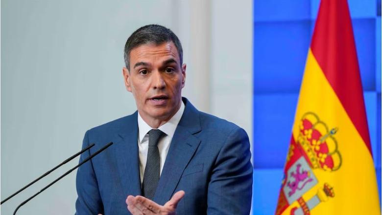 ‘Ata i ndalojnë, ne iu japim dokumentat’! Spanja ofron status ligjor për 500 mijë emigrantë të paligjshëm!