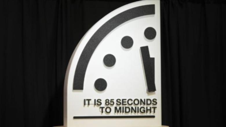 ‘Ora e Kiametit’ zhvendoset më pranë mesnatës se kurrë më parë, ekspertët ngrenë alarmin për fundin e botës