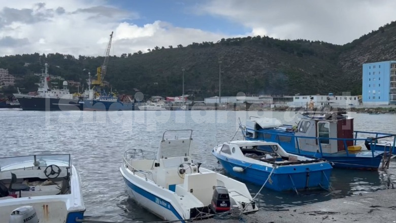 Moti i keq në Lezhë, ndalohet lundrimi i mjeteve të peshkimit (VIDEO)