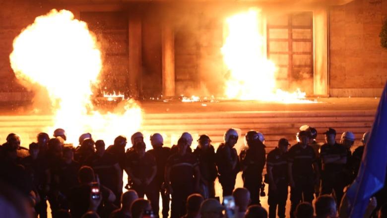 Eduard Zaloshnja: Përse protestat e Berishës nuk zgjasin më shumë se 2 orë?