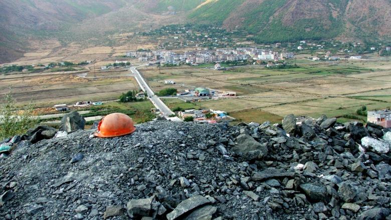 Ndërron jetë 57-vjeçari në një stog kromi në Bulqizë, dyshohet se pësoi arrest kardiak (EMRI)