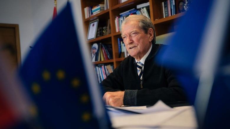 Përse Berisha e ka “të nevojshme” bojkotin e reformës territoriale