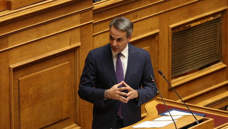 Pas skandalit që tronditi Greqinë, Mitsotakis kërkon heqjen e imunitetit të ministrave dhe fundin e punës 'përjetë' në shtet!