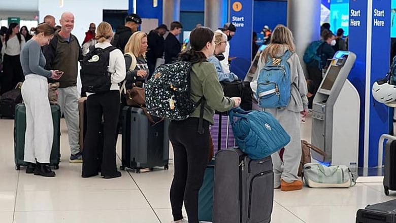 Radhë dhe vonesa në aeroporte! BE shtyn zbatimin e sistemit të ri të kontrollit biometrik në shtator