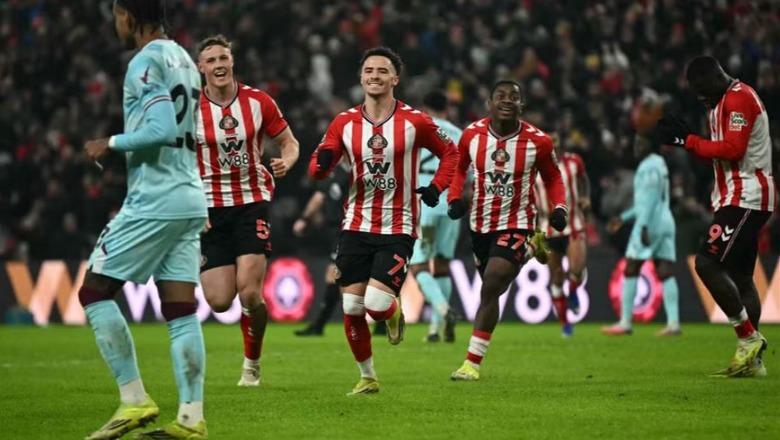 GOLAT/ Armando Broja luan 27 minuta, Sunderland fiton 3-0 kundër Burnleyt