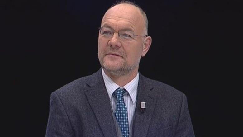 Auron Tare: Një shërbëtore pa dinjitet