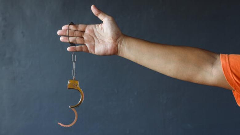 Verifikimi i ILD/ Të falur nga Kuvendi, sorrollatje në prokurori e gjykata! ‘Odisea’ e të burgosurve për liri pas miratimit të amnistisë në 2024-n