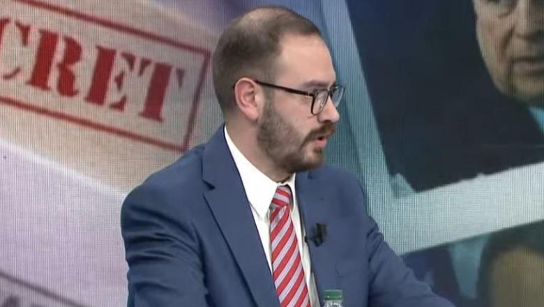 ‘Trumpit po i bëhet shantazh me dosjen Epstein që të sulmojë Iranin’- Eksperti tregon ç’po ‘zien’ në SHBA: Nëse Amerika godet, Presidenti i zhytur thellë në skandal