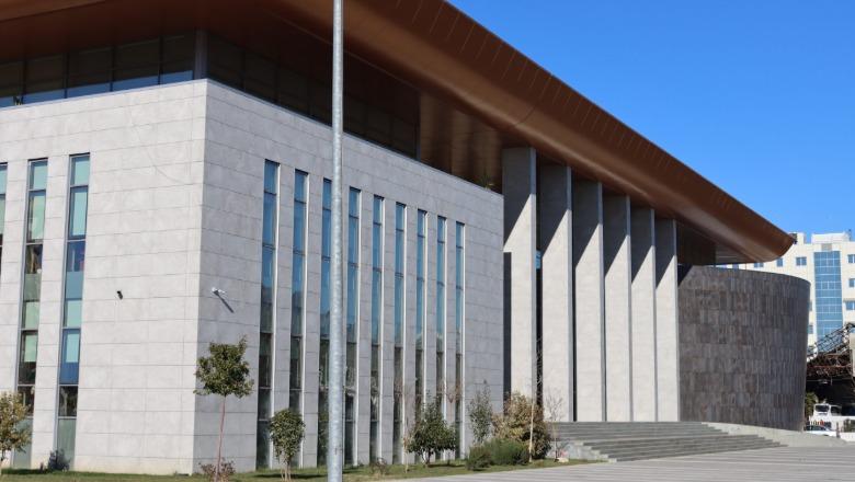 'Po shkelen të drejtat e gjyqtarëve dhe po u cënohet integriteti'- KLGJ: Po rritet trysnia! Të respektohet pavarësia e gjyqësorit