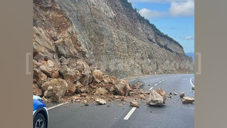 Moti i keq, rrëshqitje gurësh në bajpasin e Vlorës! Probleme në qarkullimin e mjeteve