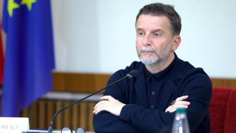 Braçe depoziton kërkesë në Kuvend, kërkon seancë pyetje-përgjigje me Kumbaron për mos hapjen e shkollës 'Edith Durham'