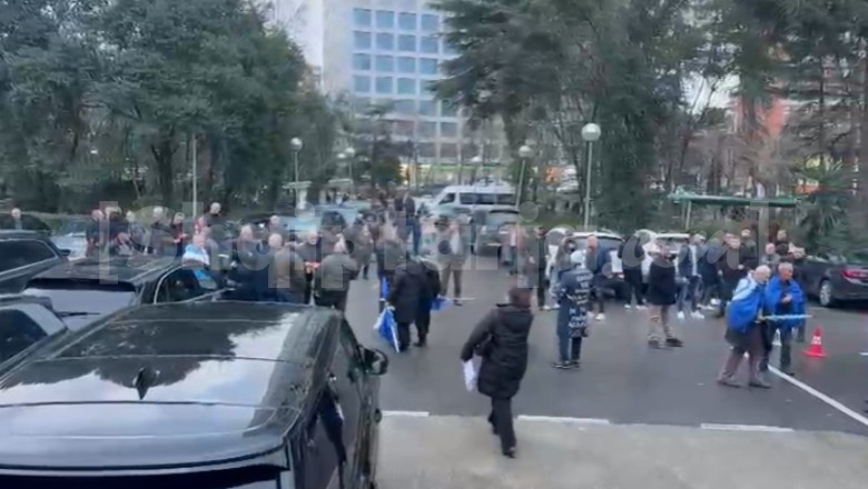 Pas pak protesta e PD, 1350 efektivë në terren për të garantuar sigurinë! Rrugët rreth Kryeministrisë të bllokuara