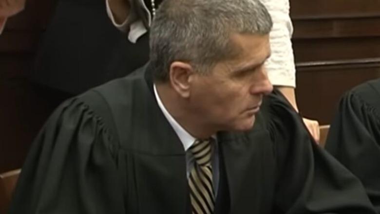 Prona dhe toka nga Shëngjini në Himarë, Gjykata e Lartë nuk pranon rekursin e ish gjyqtarit Guxim Zenelaj! Lë në fuqi konfiskimin e pasurive