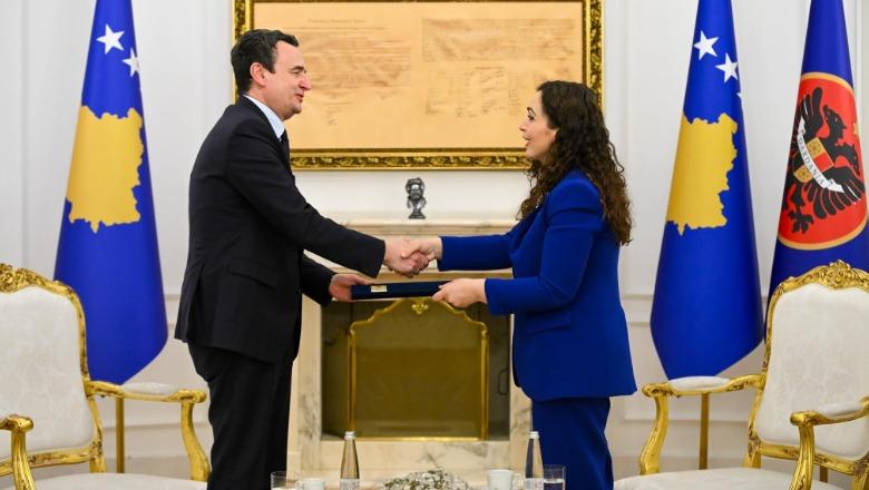Presidentja Osmani mandaton Albin Kurtin për formimin e Qeverisë së re të Kosovës