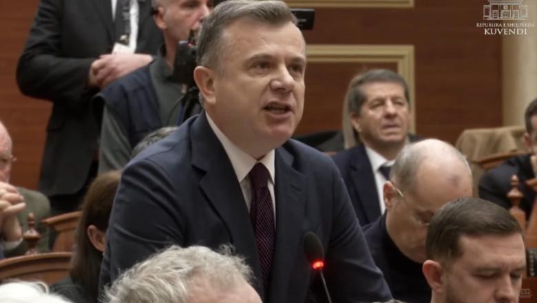 Balla nuk ia kursen Berishës: Ti që i ke shërbyer gjithë jetën tënde Serbisë, liroje atë foltore se le nam!